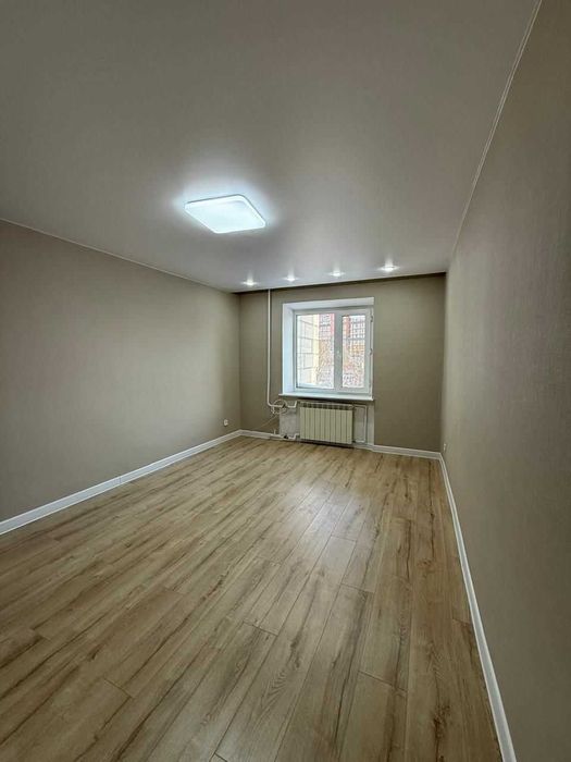 Продается евро 3 комн кв. А-хана,18