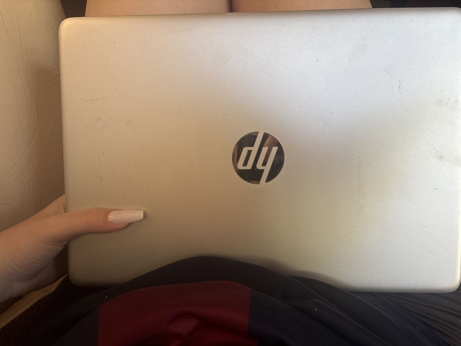 Laptop HP 14-dk0xxx – Ryzen 5 3500U, 8 GB RAM, SSD 128 GB, Windows 11