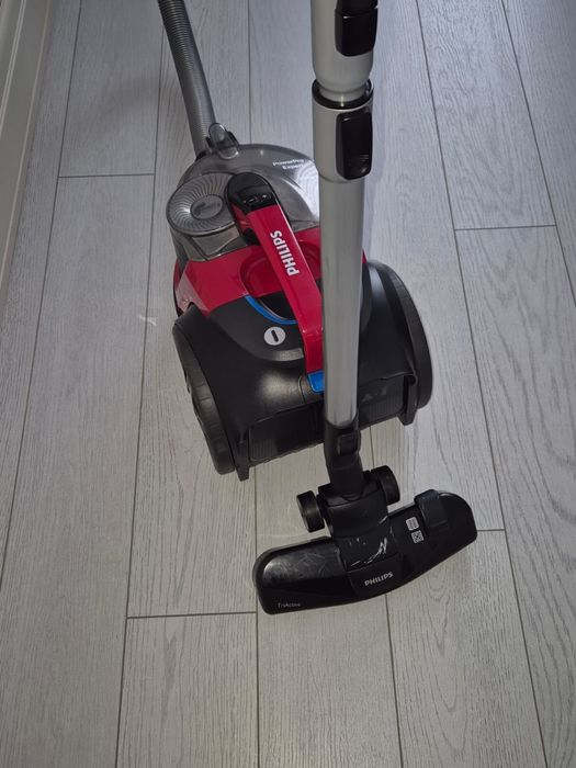 Продам пылесос в отличном рабочем состоянии