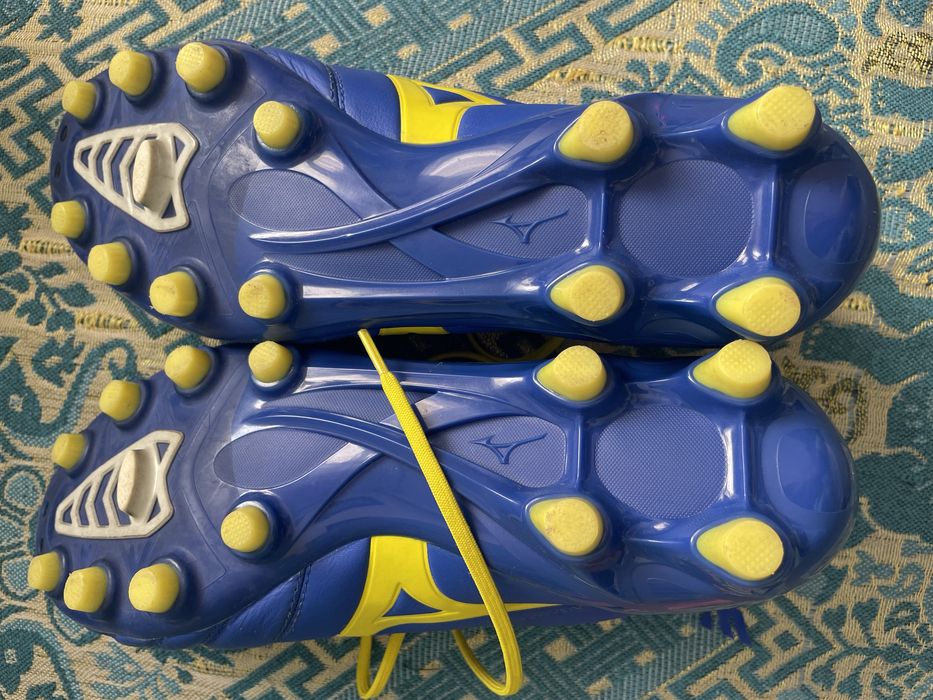 Ghete fotbal Mizuno