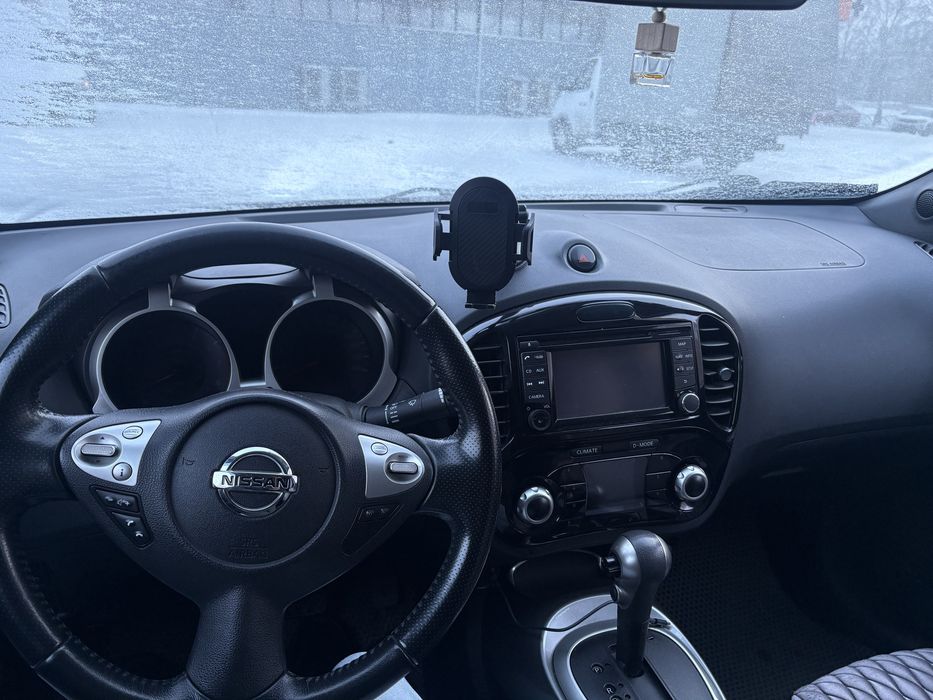 Продам Nissan Juke