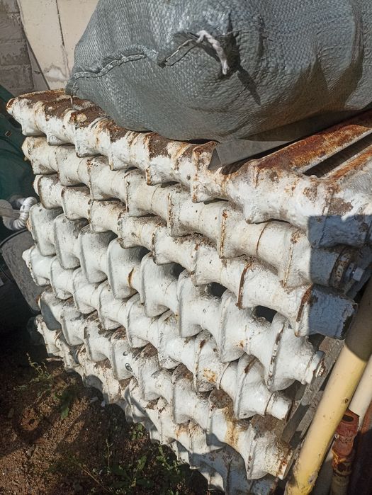 Продам батареи чугунные