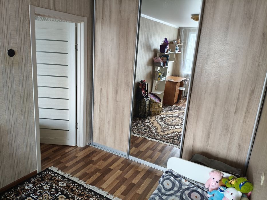 Продам 3 комнатную квартиру