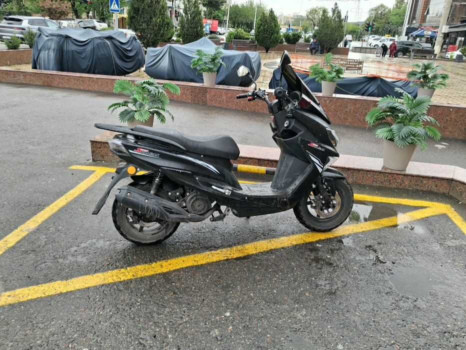 Skuter SKILLMAX sotiladi