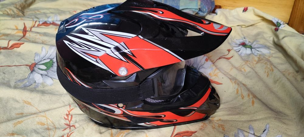 Каска за мотокрос