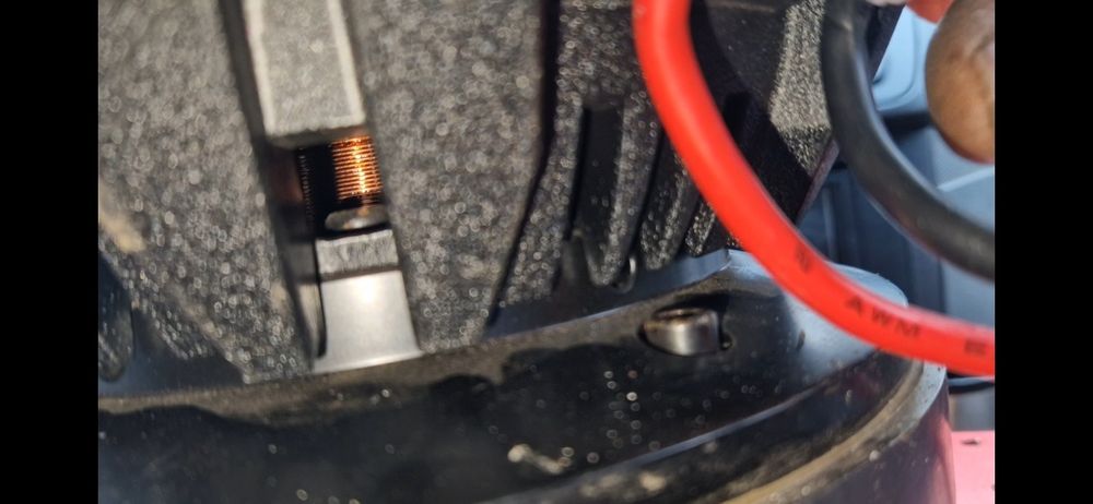 Dragster dwc 228.1 2000+W RMS 2x2 Ohm