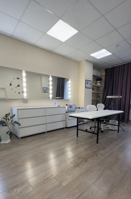 Сдаётся кушетка в центре города