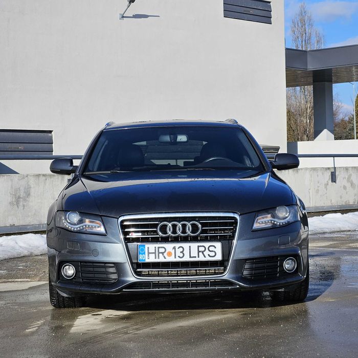 Audi A4 Avant B8 S line 2.0 TDI 177 CP