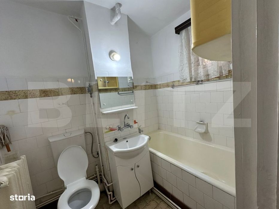 Apartament 3 camere, decomandat, zona Nicolae Balcescu