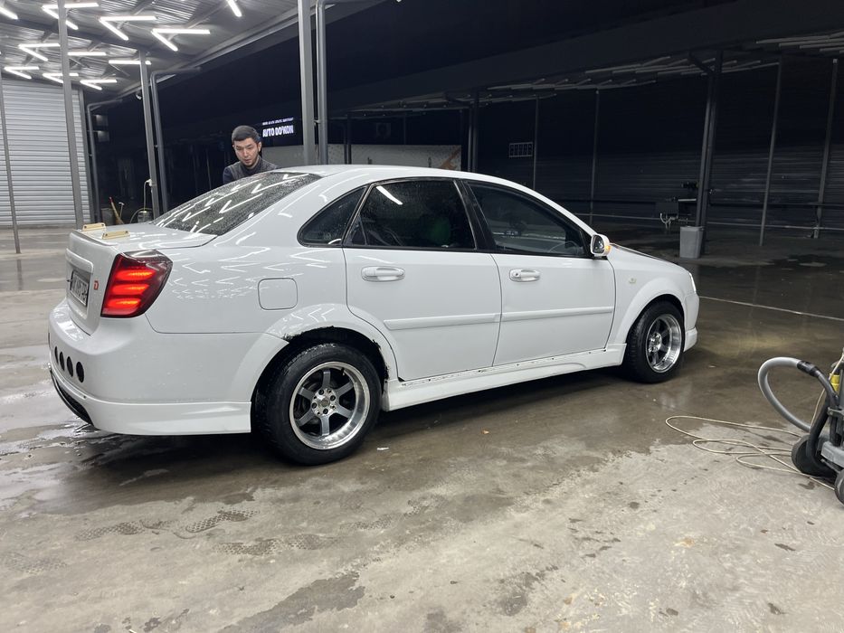 Lacetti obves krugavoy sotuda