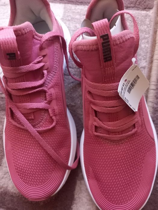 Нови дамски маратонки 37,5