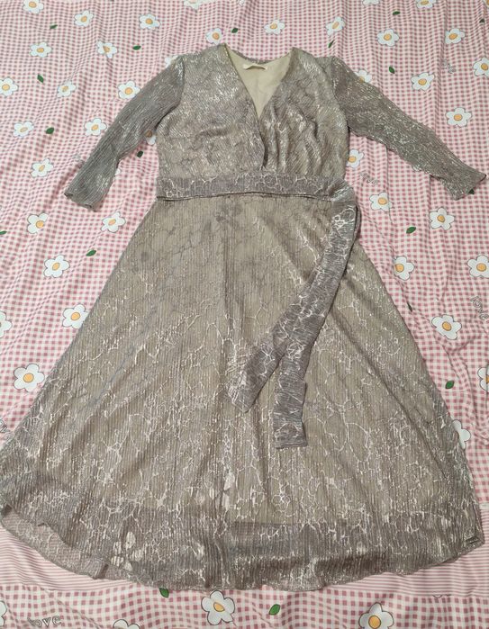 Rochie elegantă din lurex