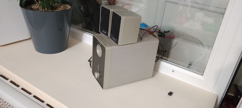 Продам сабвуфер б/у