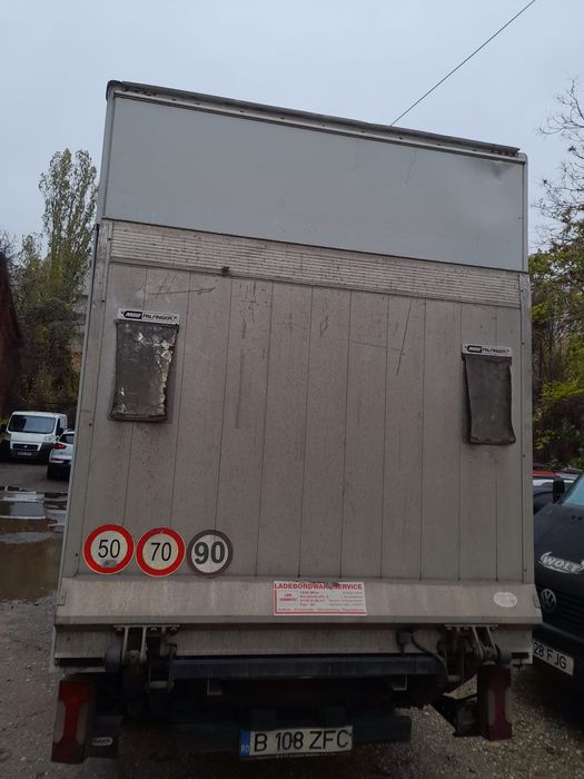 Vând IVECO DAILY 35 S 21 urgent!!
