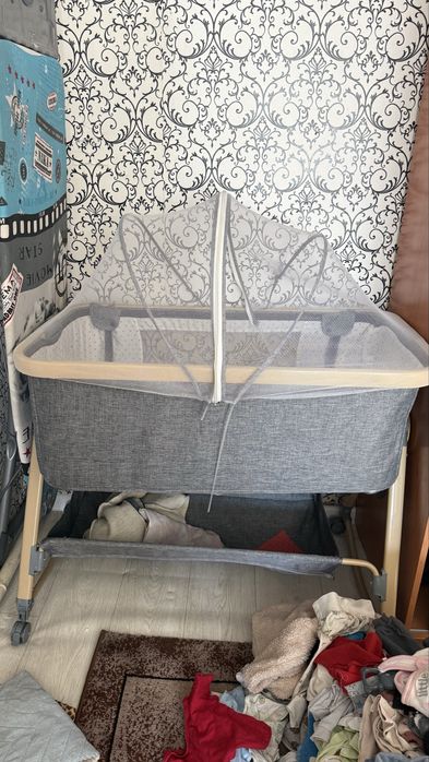 Продам люльку кровать