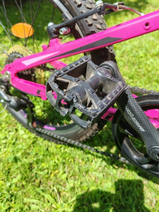 Bicicleta pentru copii roz