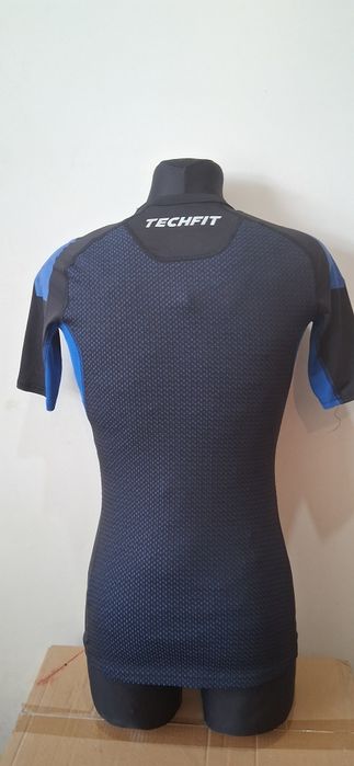 Tricou Adidas compresie techfit climacool mărimea M