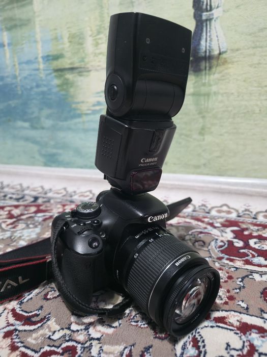 Фотоапарат Canon EOS 600D