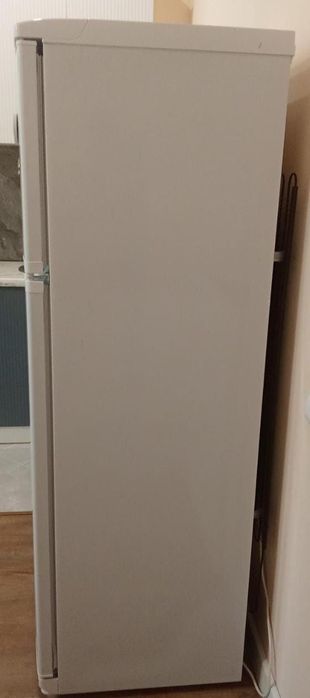 Холодильник Бирюса