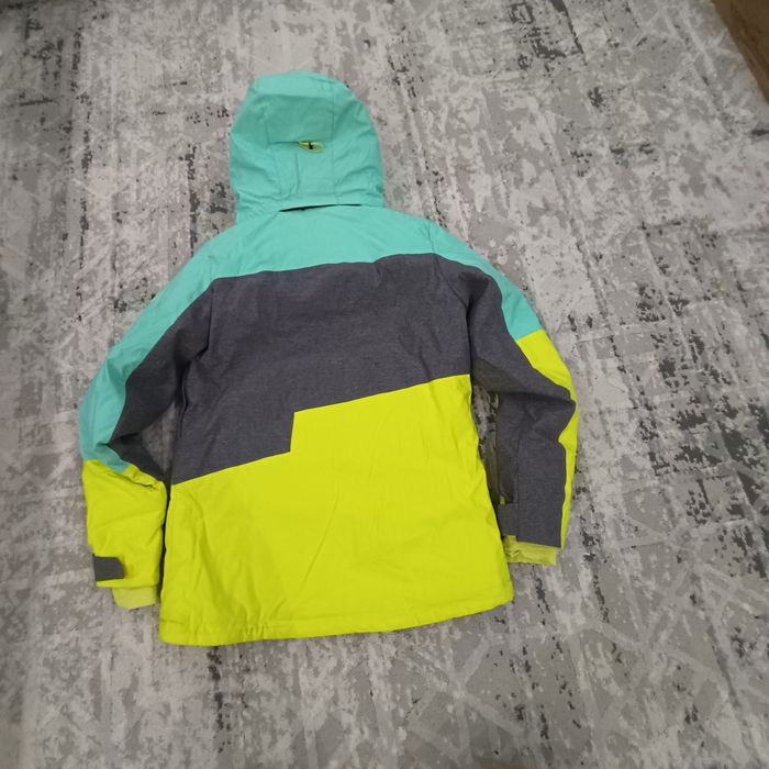 Продам костюм размер 42