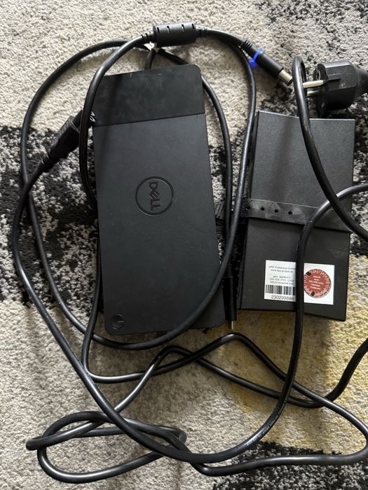 Docking station Dell K20A + Alimentator Dell 130W impecabil