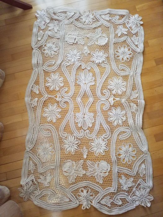 Mileuri/laseta macrame pt masa.