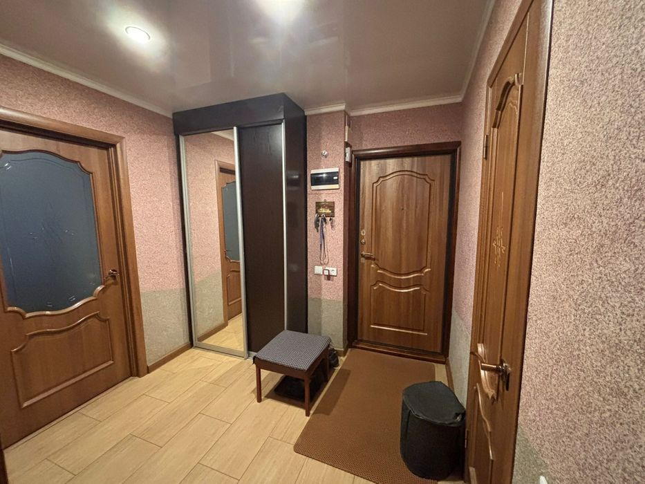 Продам 3-комнатную квартиру