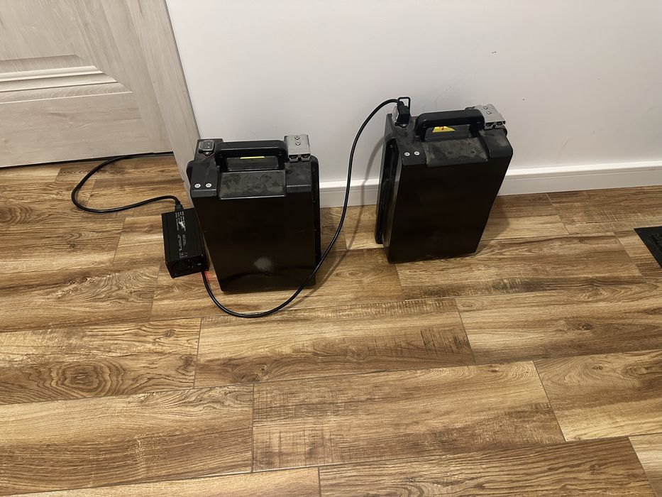 Scuter Electric E-FUN Pusa 3KW 2 baterii in stil Vespa