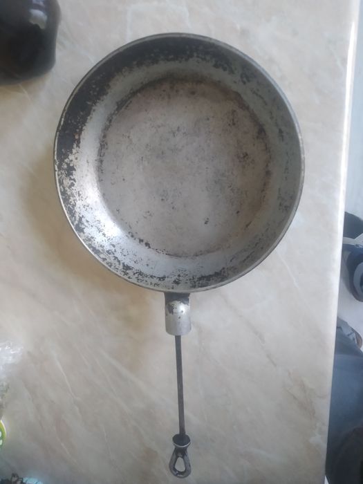 Сковородки  разного размера