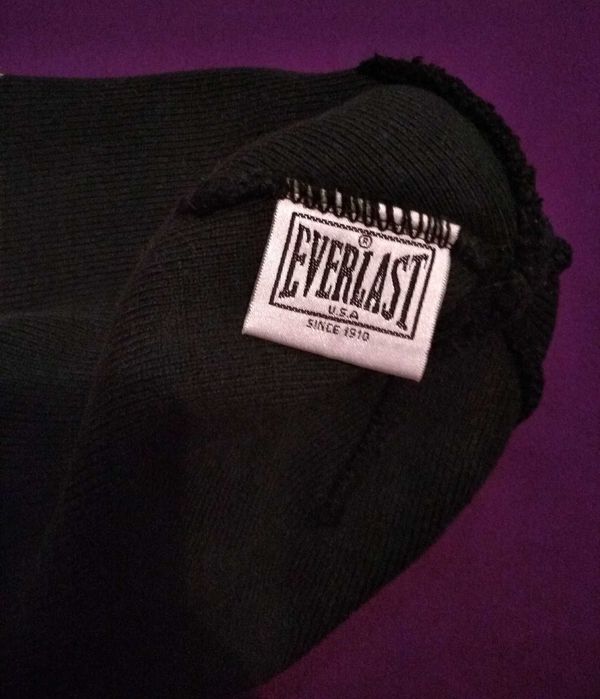 Зимни шапки и ръкавици