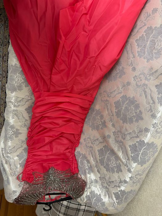 вечернее платье роскошное