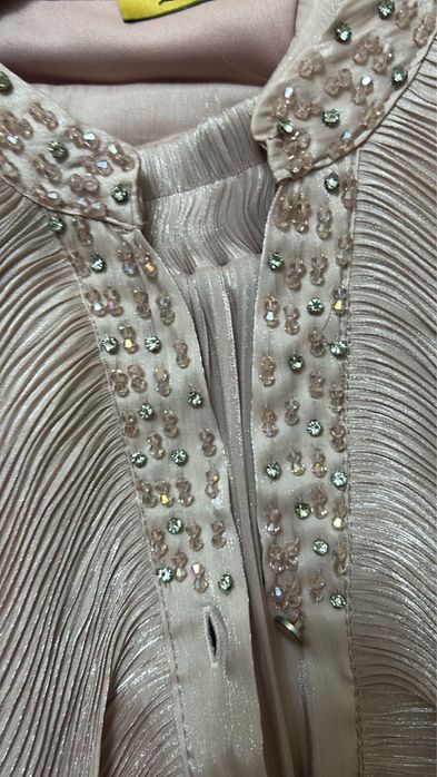 Женская одежда вечерная