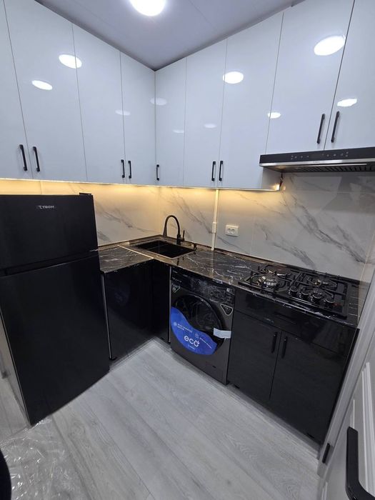 Срочно продаётся своя квартира.