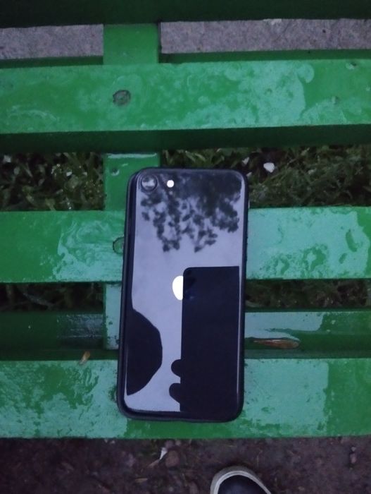 iPhone se с гарантией