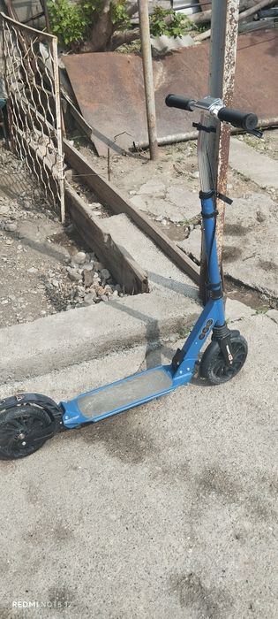 Продам самокат в хорошем состоянии