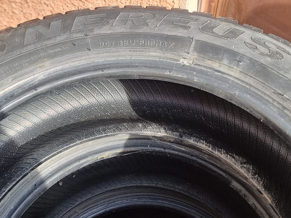 Продам резину  215/60R17