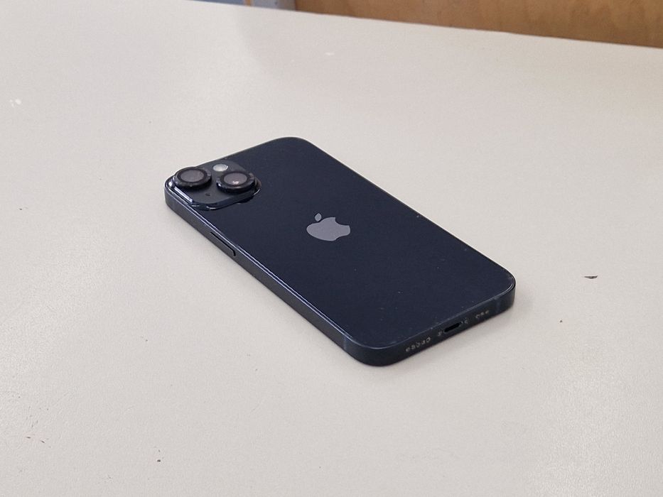 Обменяю айфон 14 обычный 79 акб