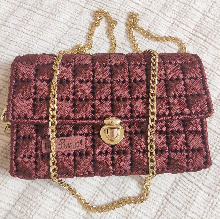 Продается сумочка ручной работы