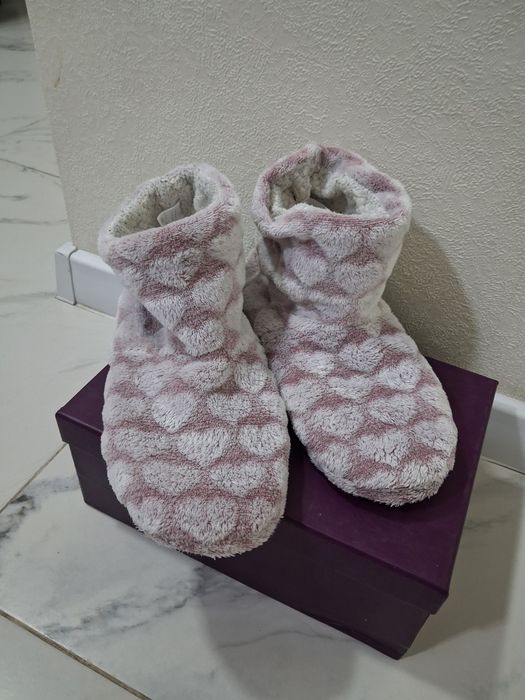 Домашние тапочки меховые