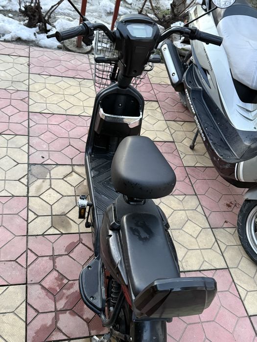 Scuter electric de vanzare