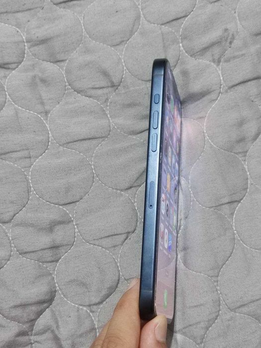 Iphone 15 Pro Max srochno ideal holat