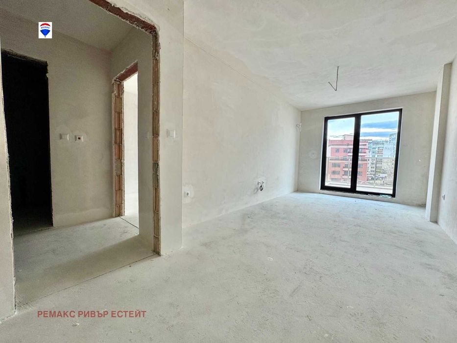 Продава се Двустаен апартамент в Русе, Широк център - 72 кв.м за 758 €/кв.м - Снимка #4