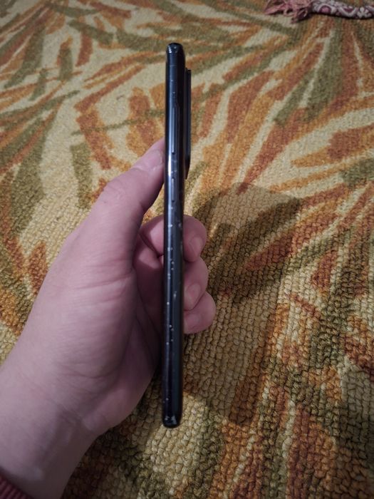 Samsung galaxy s20 ultra sotiladi