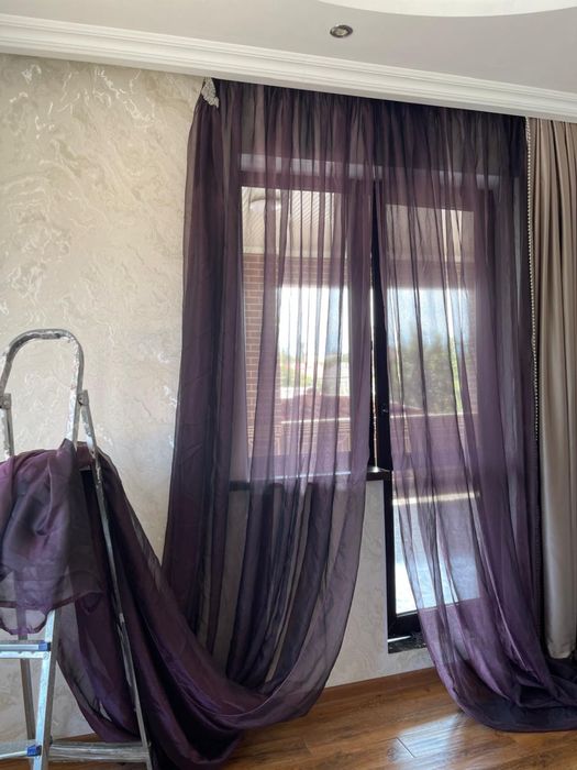 Шторы для окна у лестницы