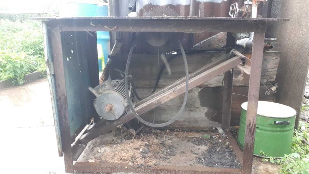 Распиловочный станок циркулярка