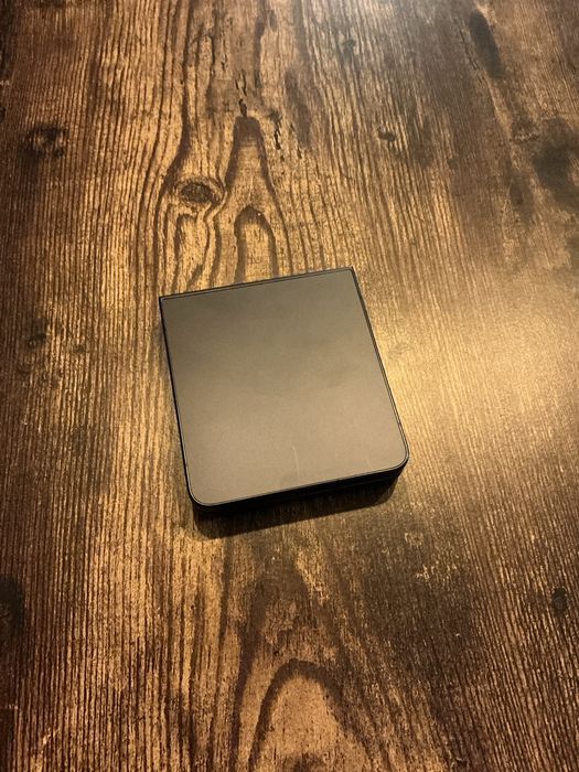 Vand Samsung Galaxy Z Flip 7 - negru - 256 GB , garantie
