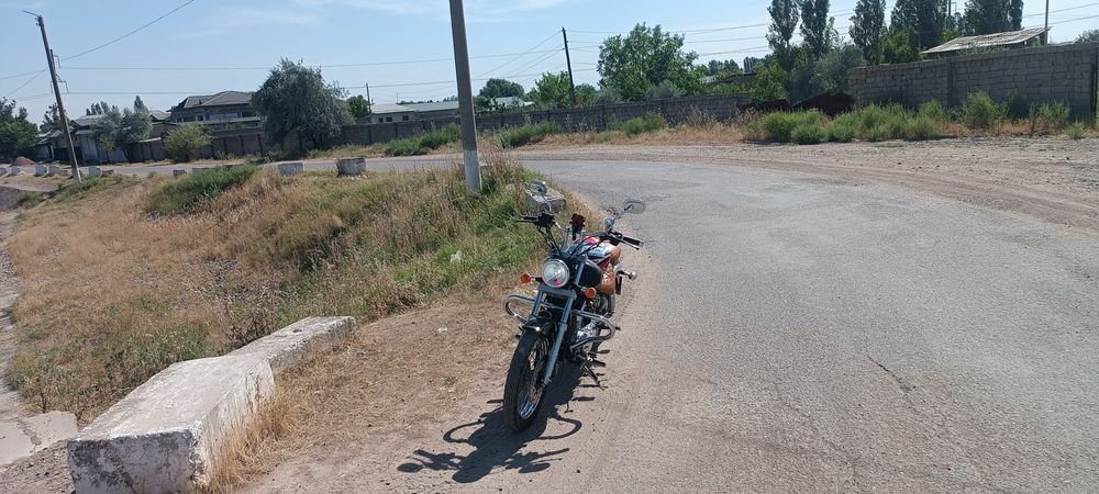 Продам мотоцикл LF250B