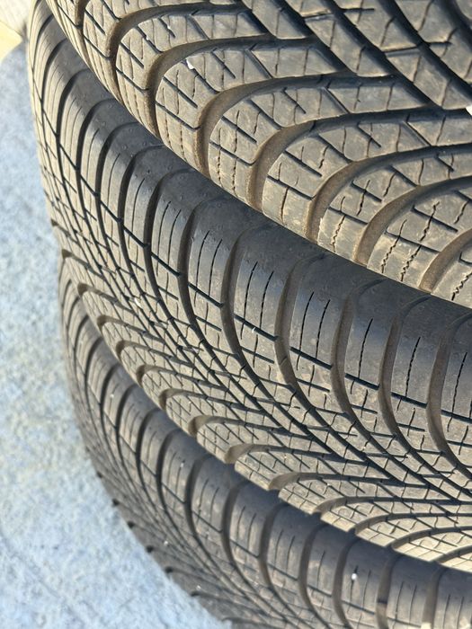 Всесезонни гуми 205/55/17 Dunlop All Season 2 DOT25