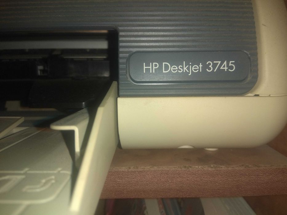 Струйные Принтеры HP 3745 и Epson R220