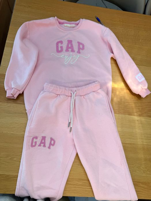 Детски анцуг Gap